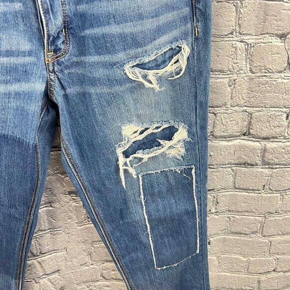 American Eagle Shadow Patched Tomgirl Distressed Button fly Jeans Size 8 - Picture 5 of 10